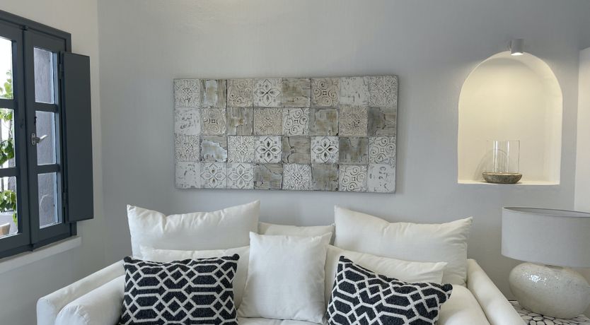 Photo of Grecian Marvel