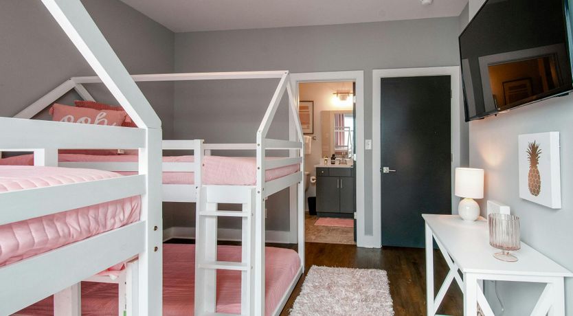 Photo of Queen of Music City