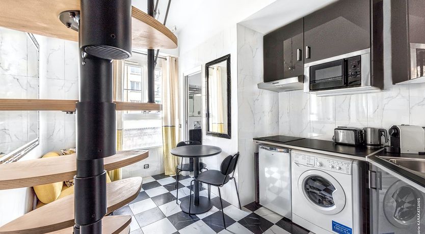 Photo of The Allure of the Avenue