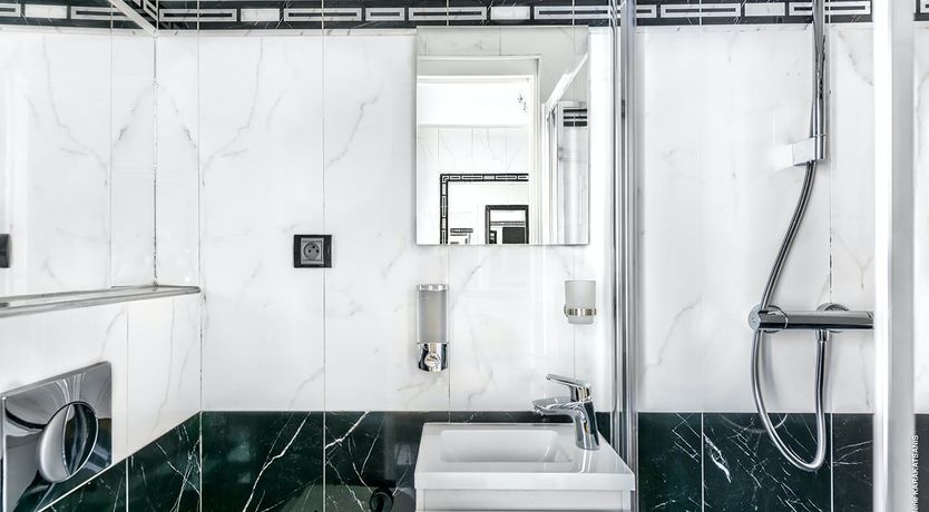 Photo of The Allure of the Avenue