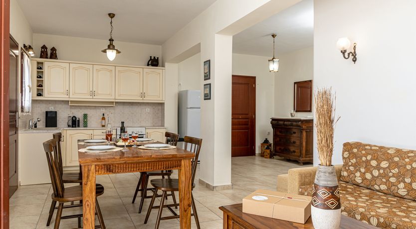 Photo of Naxian Niche