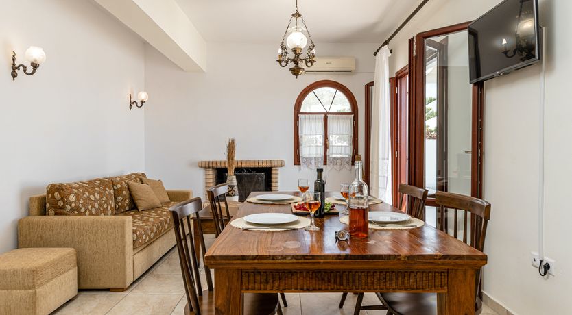 Photo of Naxian Niche