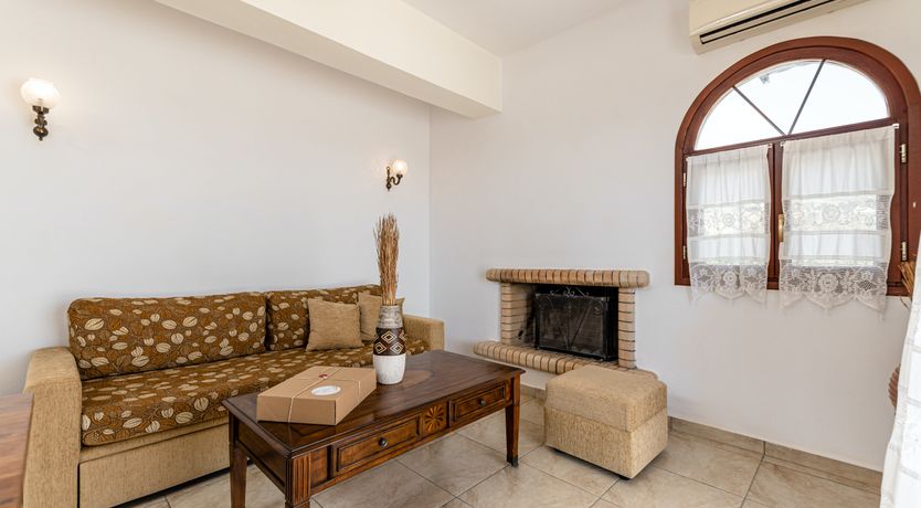 Photo of Naxian Niche