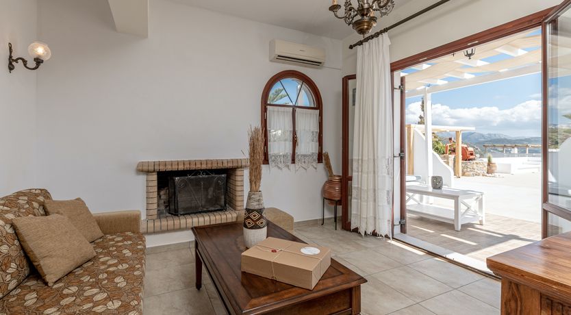 Photo of Naxian Niche