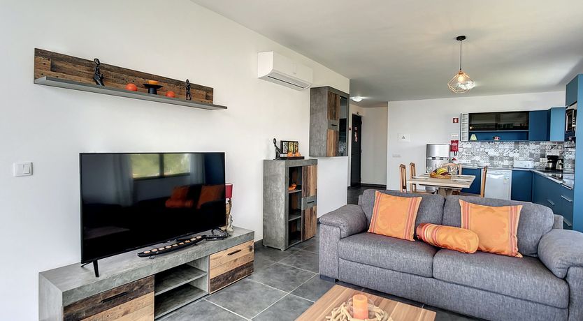 Photo of Sea Breeze Bliss