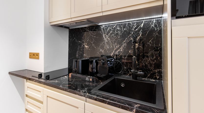 Photo of Blue Sunburst