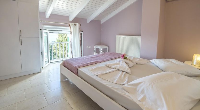 Photo of Paxoi Paradise