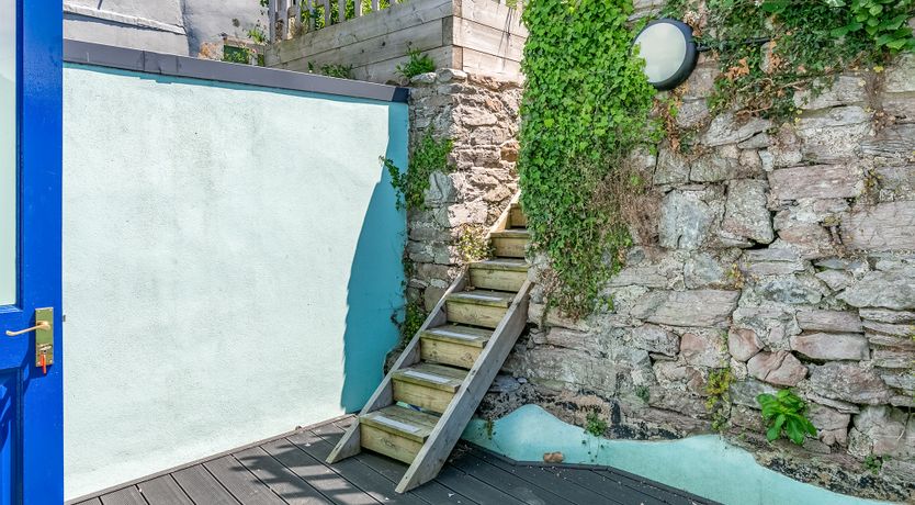 Photo of Captain Curious