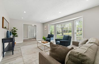 Charming Cobb Cottage Holiday Home