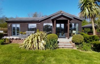 Log Cabin in Somerset Holiday Cottage