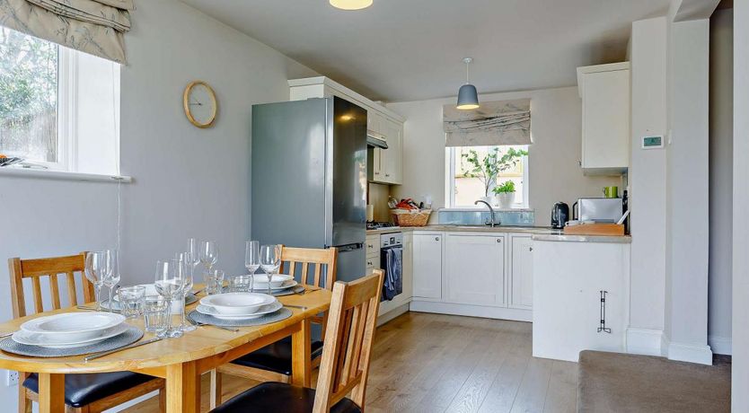 Photo of 2 Bed in Torquay