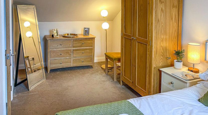 Photo of 2 Bed in Torquay