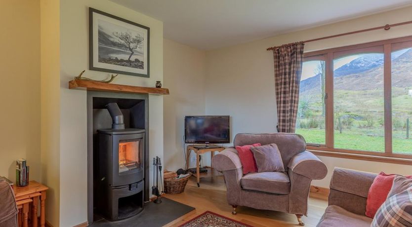 Photo of 3 Bed in Ardgour