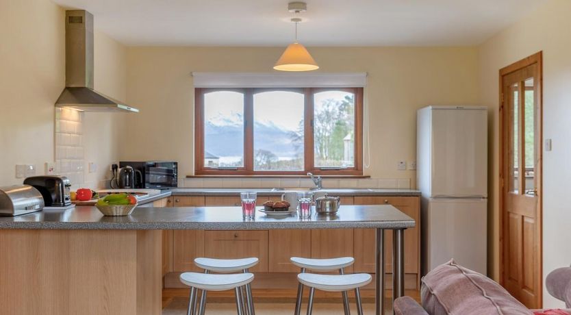 Photo of 3 Bed in Ardgour