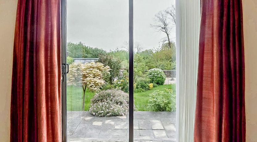 Photo of 2 Bed in Luccombe