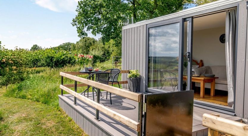 Photo of 1 Bed in Garthbrengy