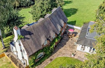 in Oaken (92874) Holiday Cottage