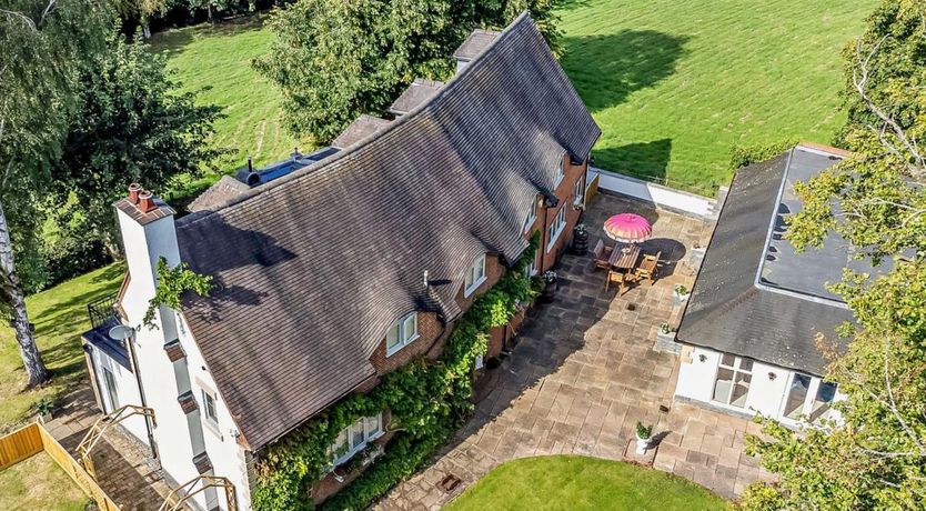 Photo of Cottage in Staffordshire