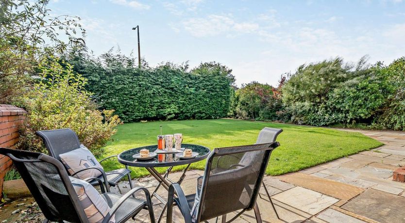 Photo of 3 Bed in Lytham St Annes