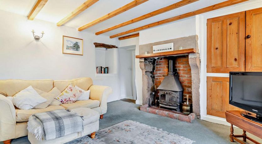 Photo of 5 Bed in Brassington