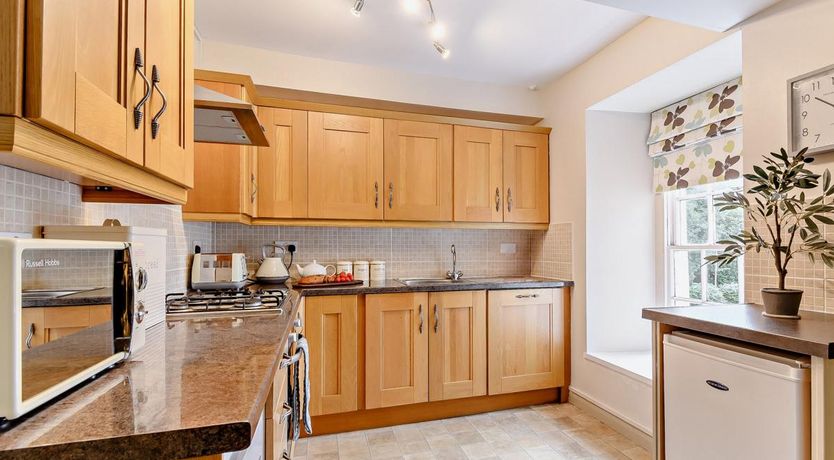 Photo of 3 Bed in Newport