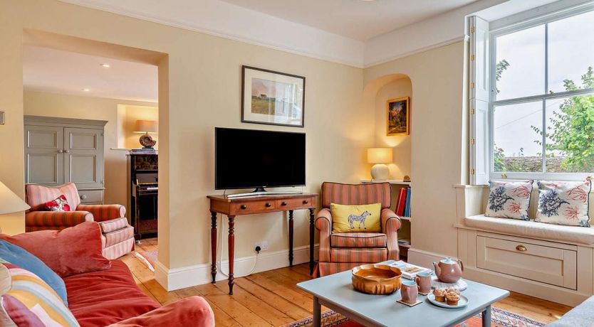 Photo of 3 Bed in Charmouth