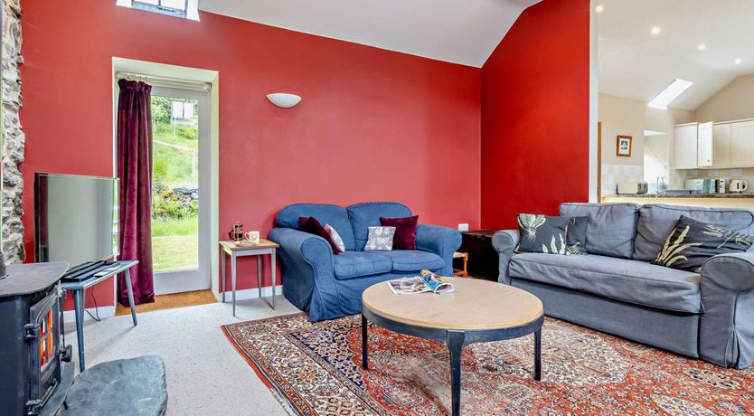 Photo of 2 Bed in Glaspwll