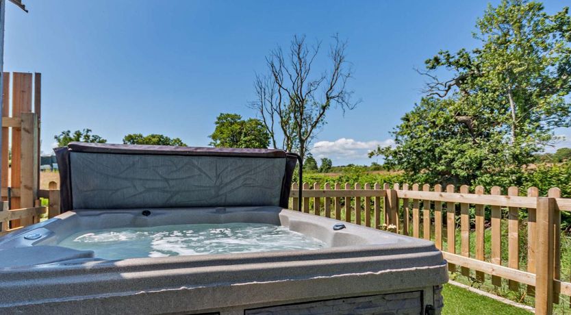 Photo of 1 Bed in Deeside