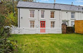 Photo of cottage-in-south-wales