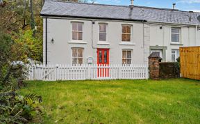 Photo of Cottage in South Wales