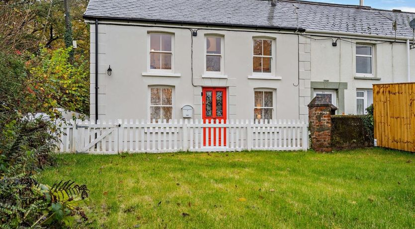 Photo of Cottage in South Wales