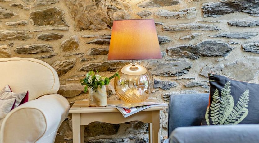 Photo of 2 Bed in Glaspwll