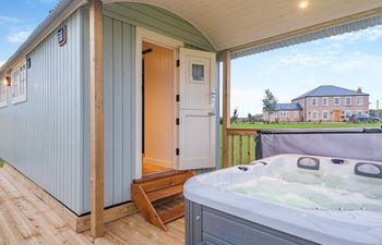 in Lincoln  (93582) Holiday Cottage