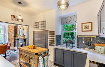 4 Bed in Ilfracombe Holiday Cottage