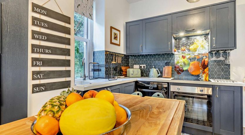 Photo of 4 Bed in Ilfracombe