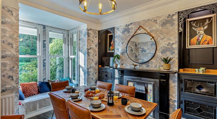 Photo of 4 Bed in Ilfracombe