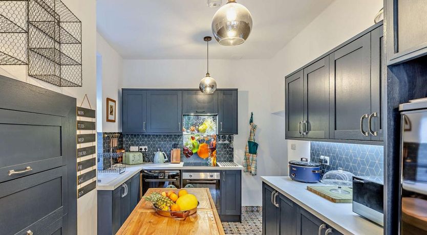 Photo of 4 Bed in Ilfracombe