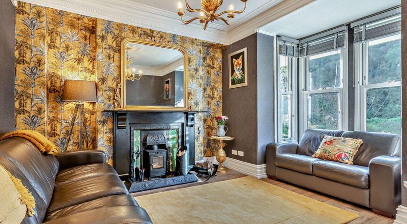 Photo of 4 Bed in Ilfracombe