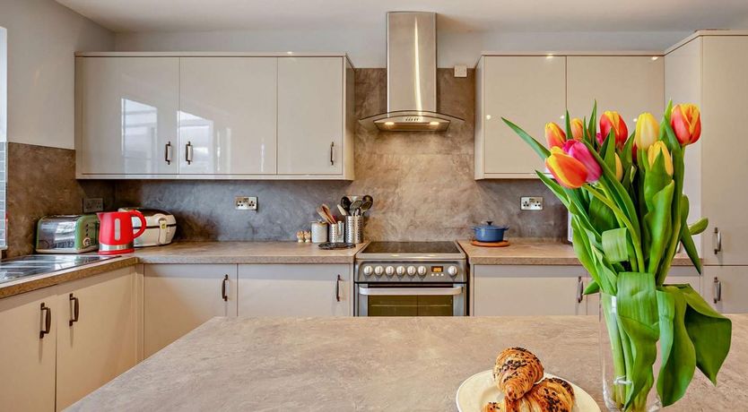 Photo of 2 Bed in North Boarhunt