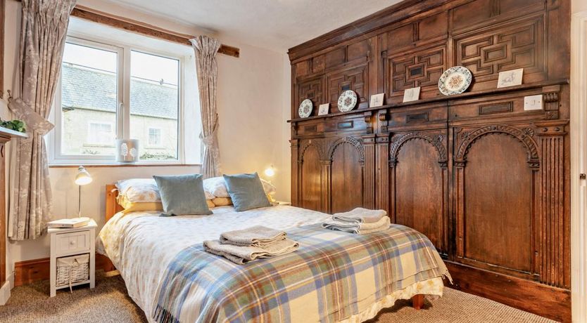 Photo of 3 Bed in Niton