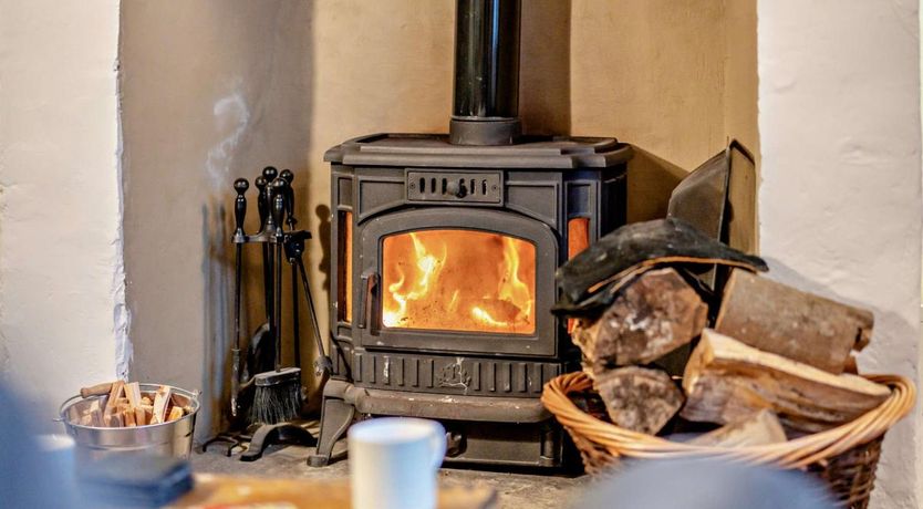 Photo of 3 Bed in Niton