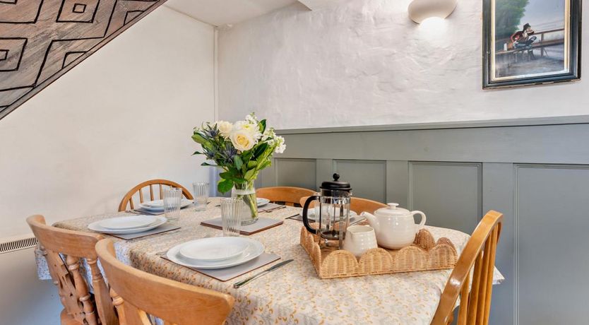 Photo of 3 Bed in Niton