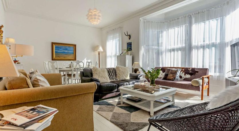 Photo of 3 Bed in Ventnor