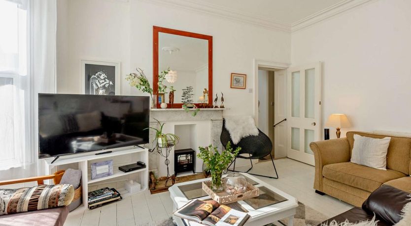 Photo of 3 Bed in Ventnor