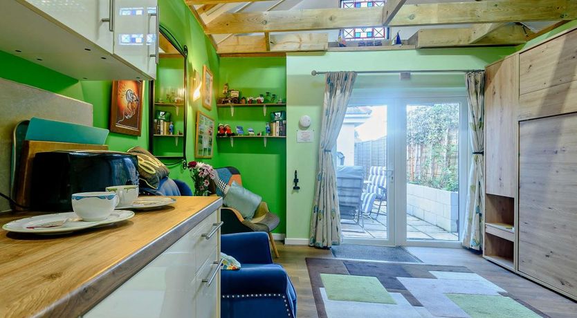 Photo of 1 Bed in Hayling Island