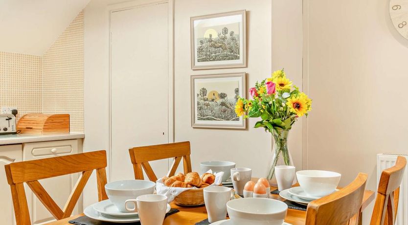 Photo of 2 Bed in Newport