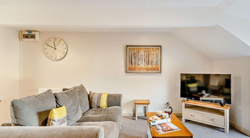 Photo of 2 Bed in Newport