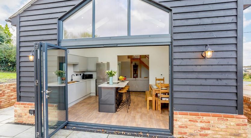 Photo of 4 Bed in Totternhoe