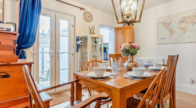 Photo of 3 Bed in Cowes