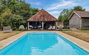 Photo of 1 Bed in Godshill